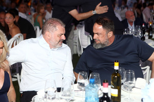 Νότιγχαμ: Στην πόρτα της εξόδου ο Νούνο – Σενάρια για Ποστέκογλου