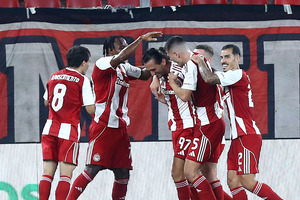 Ολυμπιακός – Αστέρας Aktor 2-0: Λύτρωση στις καθυστερήσεις για τους πρωταθλητές