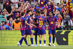 Μπαρτσελόνα: Θριάμβευσε στο ντέρμπι με την Εσπανιόλ με σούπερ Γιαμάλ και πλέον είναι… αγκαλιά με την κούπα!