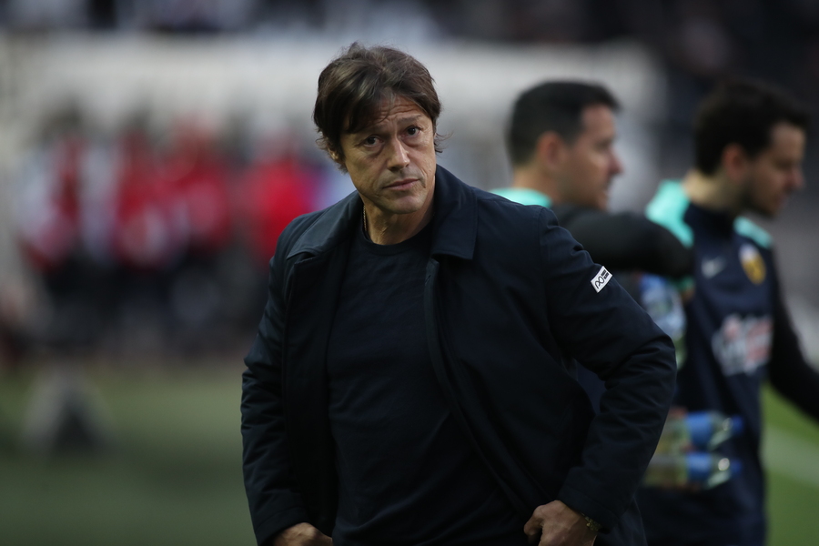 Ματίας Αλμέιδα: Ταξίδι στην Ελλάδα μετά την απόλυσή του από τη Σεβίλλη