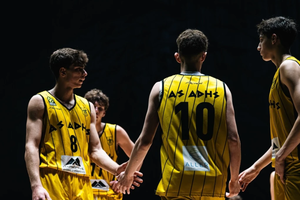 Εγκλωβισμένοι στο Άμπου Ντάμπι παραμένουν οι Έφηβοι του Άρη