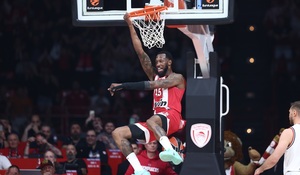 Ολυμπιακός - Μιλάνο 85-76: Πάρτι πρωτιάς στο ΣΕΦ (video)