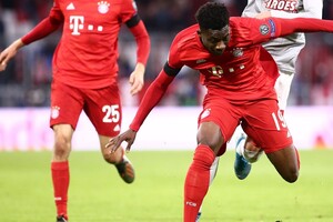 Χαμόγελα στην Μπάγερν Μονάχου για την επιστροφή του Ντέιβις στις προπονήσεις μετά από οκτώ μήνες! (video)