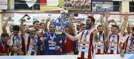 Ολυμπιακός - ΑΕΚ 35-24: Απόλυτοι κυρίαρχοι οι «ερυθρόλευκοι», έκαναν το τρεμπλ συντρίβοντας την Ένωση στο Σούπερ Καπ! (video)