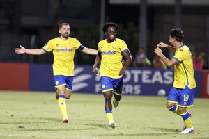 Λεβαδειακός - Παναιτωλικός 0-2: Ντεμπούτο με δύο γκολ ο Οπόκου και 3x3!