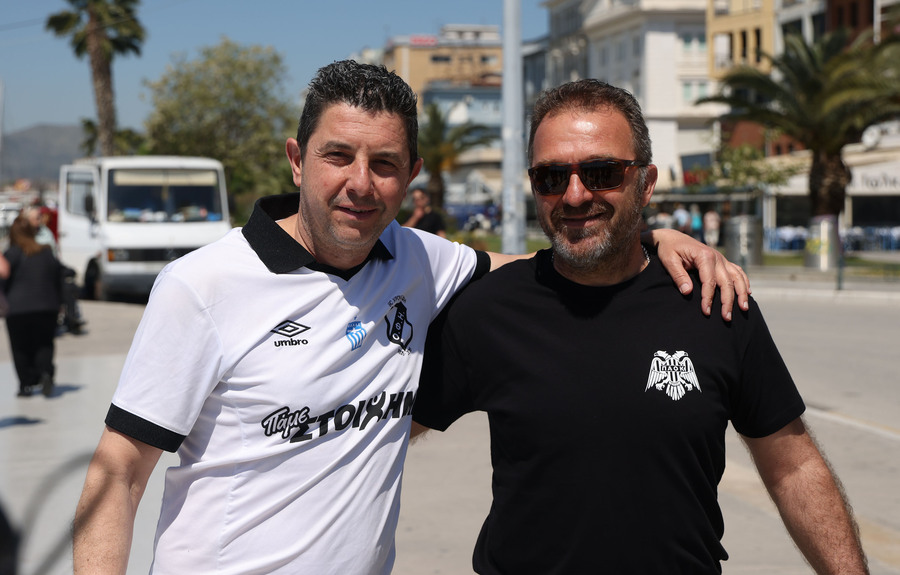 ΠΑΟΚ - ΟΦΗ: Οι φίλαθλοι «έβαψαν» ασπρόμαυρο τον Βόλο (photos)