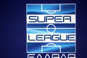 H Super League ενημέρωσε FIFA/UEFA πως επιθυμεί επαγγελματική διατησία και Κλάτενμπεργκ