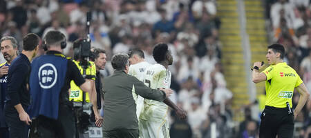 Ένταση Σιμεόνε – Βινίσιους: «Θα σε απολύσει ο Φλορεντίνο» φέρεται ότι του είπε ο Τσόλο (video)