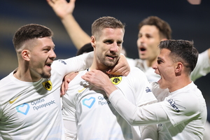 Τσέλιε - ΑΕΚ: Ο Βάργκα άνοιξε το σκορ από τα… αποδυτήρια! (video)