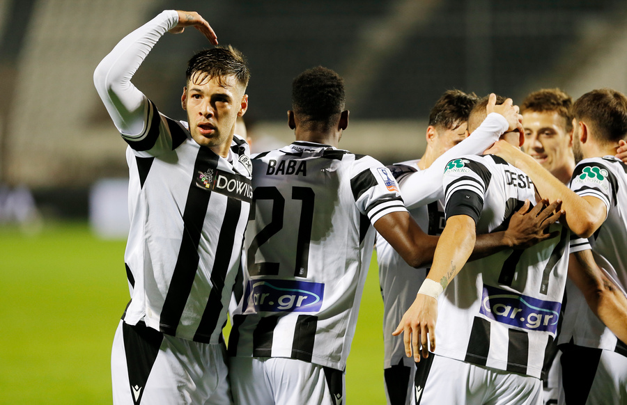 Με σπασμένα φρένα ο «Δικέφαλος του Βορρά»