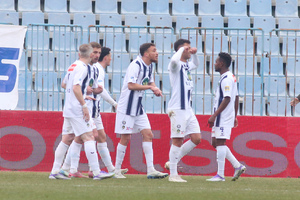 Super League 2: Πήρε ντέρμπι και κορυφή ο Ηρακλής (video)