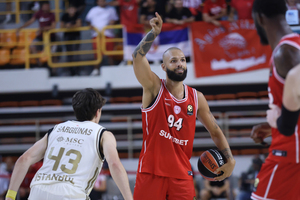 Ολυμπιακός - Φενέρμπαχτσε 82-77: Ανατροπή με Ντόρσεϊ και Φουρνιέ