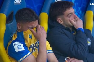 Αστέρας AKTOR: Πλάνταξε στο κλάμα ο Αλμύρας μετά την ήττα από τον Πανσερραϊκό (video)