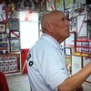 Ο 89χρονος οπαδός της Ράγιο που πούλησε το αυτοκίνητό του για να σωθεί η ομάδα και ζει το όνειρο του τελικού στη Λειψία!