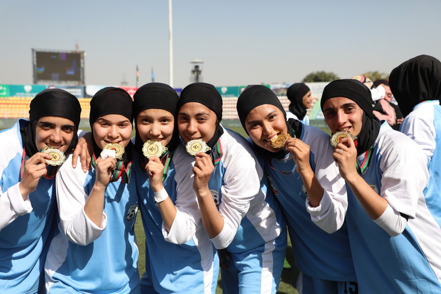 Η FIFA «παρακάμπτει» τους Ταλιμπάν και δίνει δικαίωμα συμμετοχής στις Αφγανές ποδοσφαιρίστριες