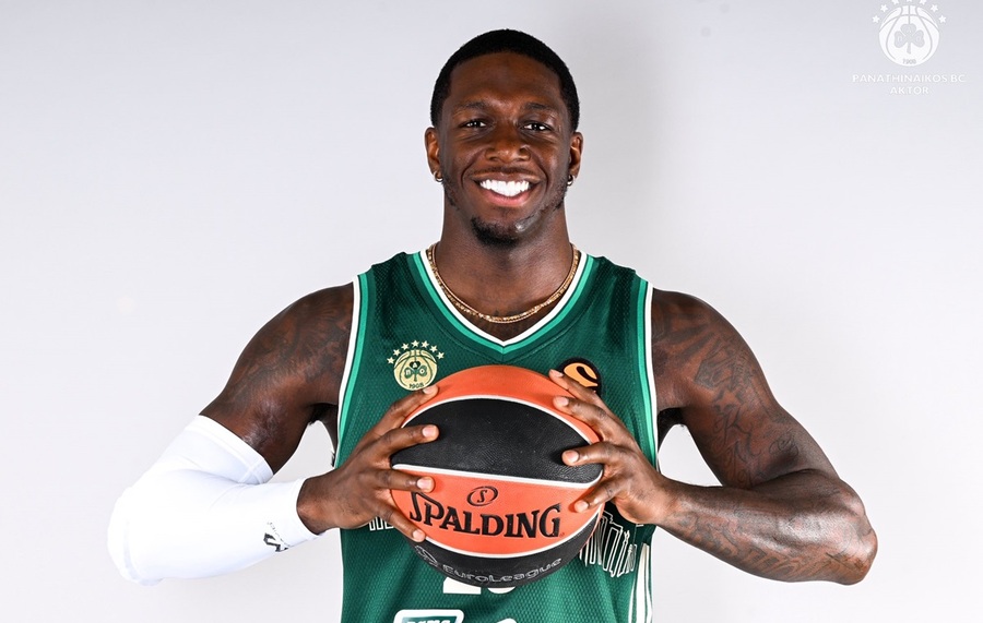 Media Day για… έναν! Η ξεχωριστή φωτογράφιση του Κέντρικ Ναν