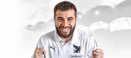 ΟΦΗ: Στο κλαμπ των «100άρηδων» της Super League ο Σενγκέλια