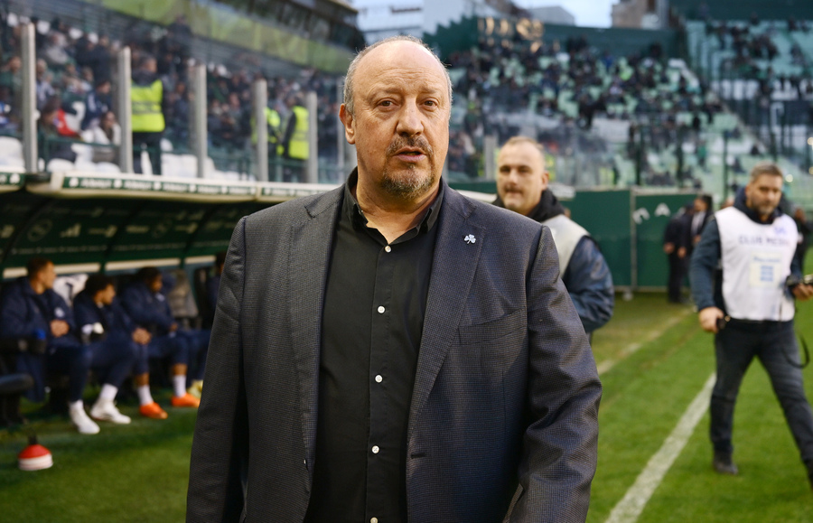 Μπενίτεθ: «Σημαντικό να έχουμε πολλές επιλογές παικτών» (video)