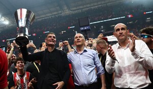 Final Four 2026: Η απονομή της EuroLeague στον Ολυμπιακό (pics)