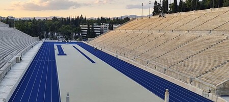 Παναθηναϊκό Στάδιο: Ολοκληρώθηκε η διαγράμμιση του νέου αγωνιστικού τάπητα