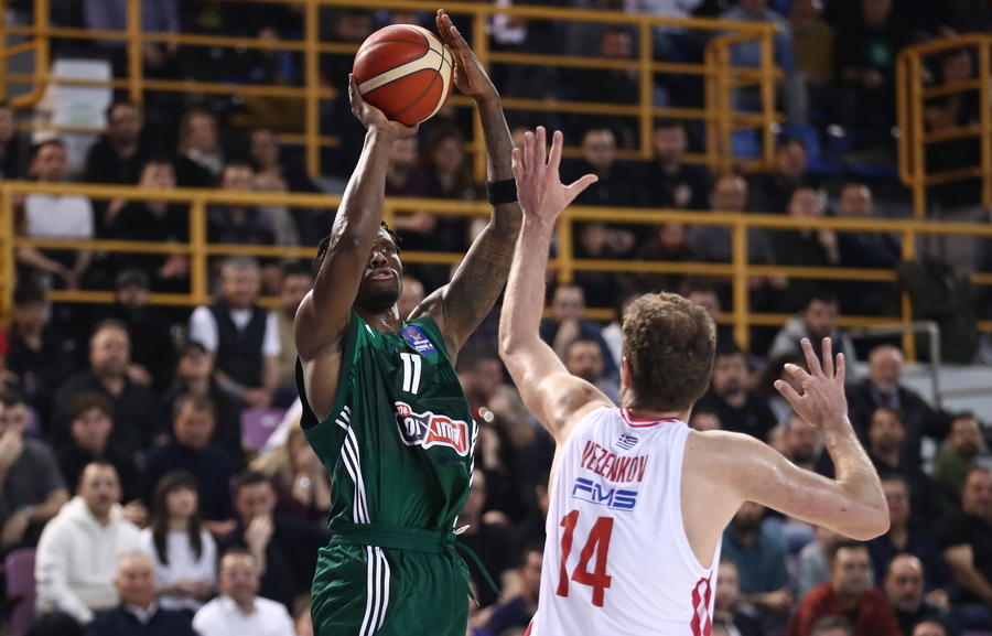 Σκληρό και κλειστό ντέρμπι στο ΣΕΦ