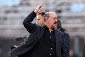 Μπενίτεθ: «Να μην κάνουμε λάθη που στοιχίζουν»