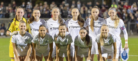 Σοκ: Προπονητής της Σλοβάτσκο βιντεοσκοπούσε κρυφά τις παίκτριες στα αποδυτήρια και τα ντους επί τέσσερα χρόνια!