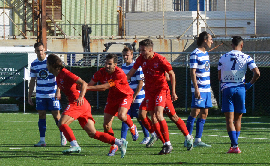 Ελλάς Σύρου - Πανιώνιος 1-2: Με ήρωα τον Βοΐλη έκανε την ολική ανατροπή και έμεινε ζωντανός στο «κυνήγι» της ανόδου