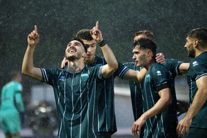 Λεβαδειακός – Αστέρας Aktor 3-1: «Χόρευαν» στη βροχή και ισοπέδωσαν και τους Αρκάδες οι φοβεροί και τρομεροί Βοιωτοί! (video)