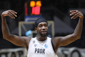 ΠΑΟΚ: Εκτός εξάδας ξένων ο Μπέβερλι