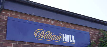 Η ελληνική Intralot εξαγοράζει τη William Hill και το 888 Casino μέσω συμφωνίας 281 εκατ. ευρώ!