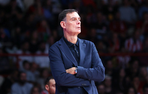 Ντέρμπι στο ΣΕΦ και Over