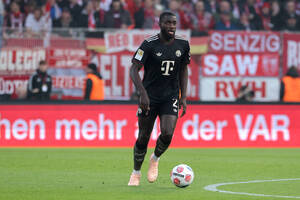 Εμπαπέ για σενάρια Ουπαμεκανό-Ρεάλ: «Παίζει σε μεγάλη ομάδα αλλά υπάρχουν και μεγαλύτερες…»