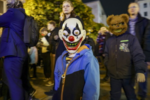 Halloween 2026: Πότε γιορτάζεται, τι συμβολίζει και γιατί σκαλίζουμε κολοκύθες