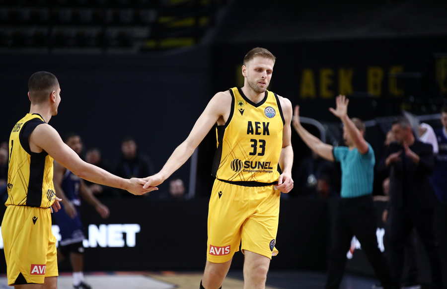 Μπράουν: «Να πάρουμε το BCL»