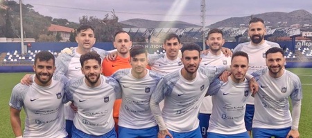 Πανναξιακός: Ανέβηκε στη Γ' Εθνική η ομάδα των Μανωλά και Σιόβα