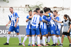 Νίκη Βόλου - Καβάλα 6-0: Διά περιπάτου οι «αργοναύτες»