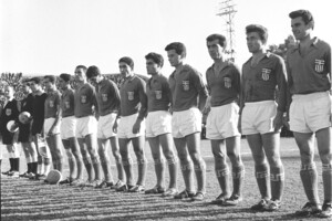 Η πρώτη συνάντηση Ελλάδας – Γερμανίας: Όταν ο Δημήτρης Θεοφάνης κλώτσησε τον αντίπαλό του θυμούμενος την Κατοχή (video)