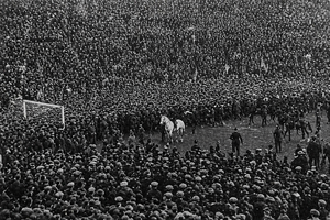 Όταν 300.000 θεατές «κατέλαβαν» το Γουέμπλεϊ: Ο τελικός που έγραψε ιστορία! (video)