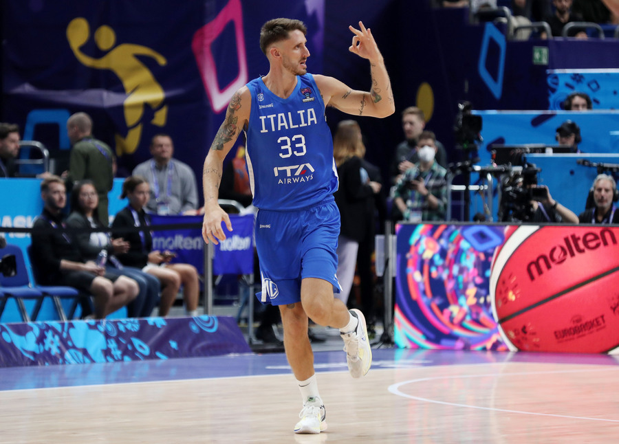 Την έκπληξη του Eurobasket η Ιταλία, έριξε στο καναβάτσο τους Σέρβους! (video)