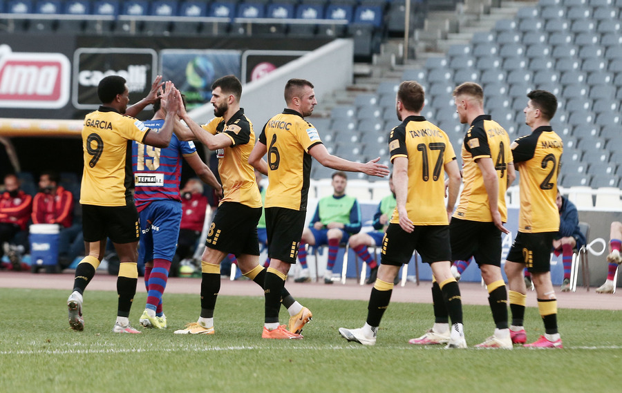 ΑΕΚ - Βόλος 4-2: Ξέσπασμα δεκαλέπτου και προβάδισμα πρόκρισης για την Ένωση (video)