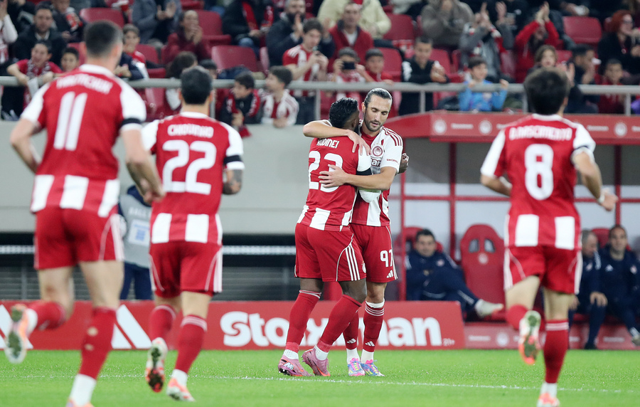 Δεν το κουνάει από την κορυφή με ειδικά στοιχήματα!