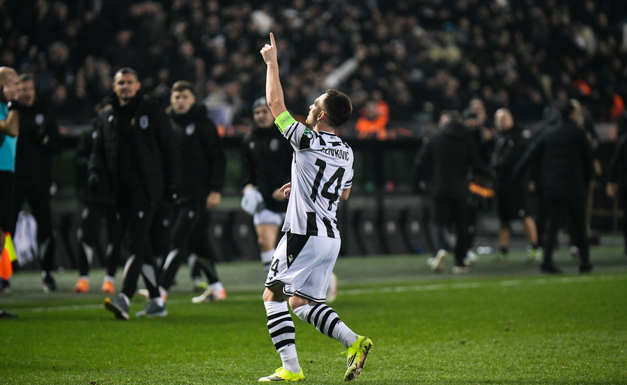 Ζίβκοβιτς: «Σήμερα θα τους... φάμε γιατί είμαστε ο ΠΑΟΚ» (vid)