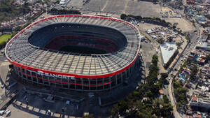 Μεξικό-Πορτογαλία: Φίλαθλος έπεσε από τον δεύτερο όροφο του Αζτέκα και πέθανε!