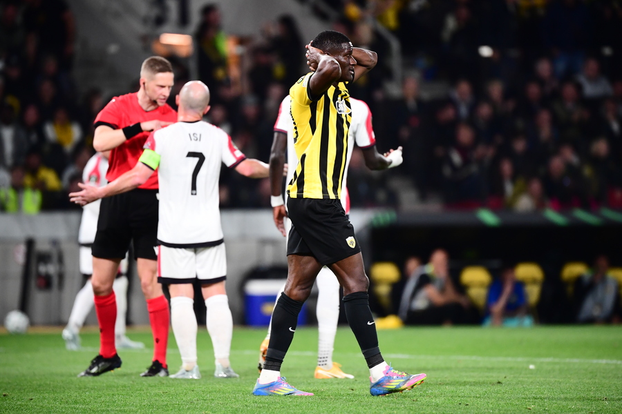 ΑΕΚ - Ράγιο Βαγιεκάνο 3-1: «Άγγιξε» το απόλυτο θαύμα η Ένωση! (video)