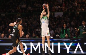 Παναθηναϊκός: Θλάση α' βαθμού στους οπίσθιους μηριαίους ο Ρογκαβόπουλος