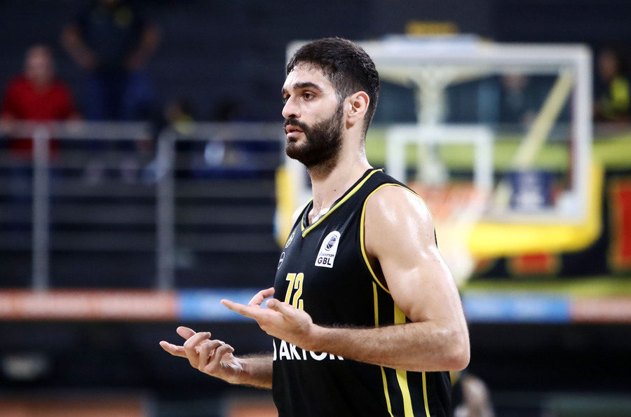 Ο Μαντζούκας αποχωρεί από το NCAA και το Οκλαχόμα Στέιτ λόγω προβλήματος υγείας