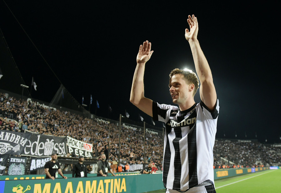 ΠΑΟΚ: Τρεις παίκτες στο όριο των καρτών