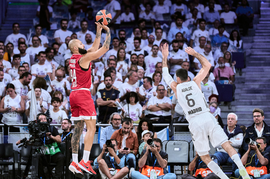 Πάει ψηλά ο Ολυμπιακός, ακολουθεί η Ρεάλ