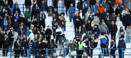 Κηφισιά - ΟΦΗ: Ένταση στη Νεάπολη - Στην εξέδρα ο Αντόνισε για το τρομαγμένο παιδί του (video)